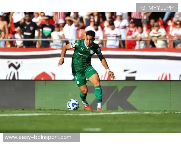 罗克重返巴甲后状态回暖33场16球身价暴涨1500万