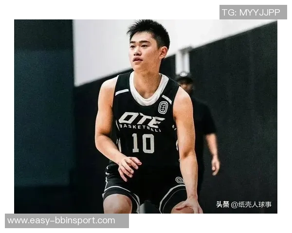 媒体人分析赵维伦不在旧金山大学主帅轮换中建议其明夏转校寻新机会